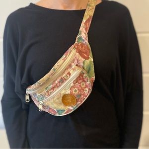 Vintage Jordache floral fanny pack